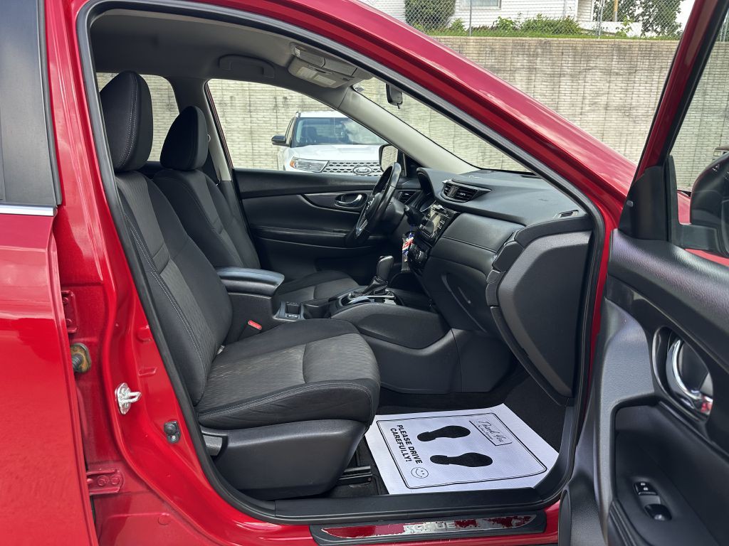 2017 Nissan Rogue Image 14