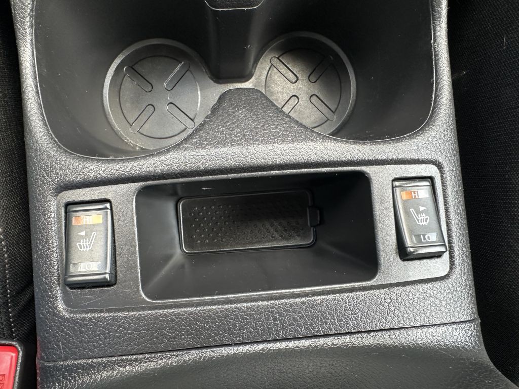 2017 Nissan Rogue Image 17