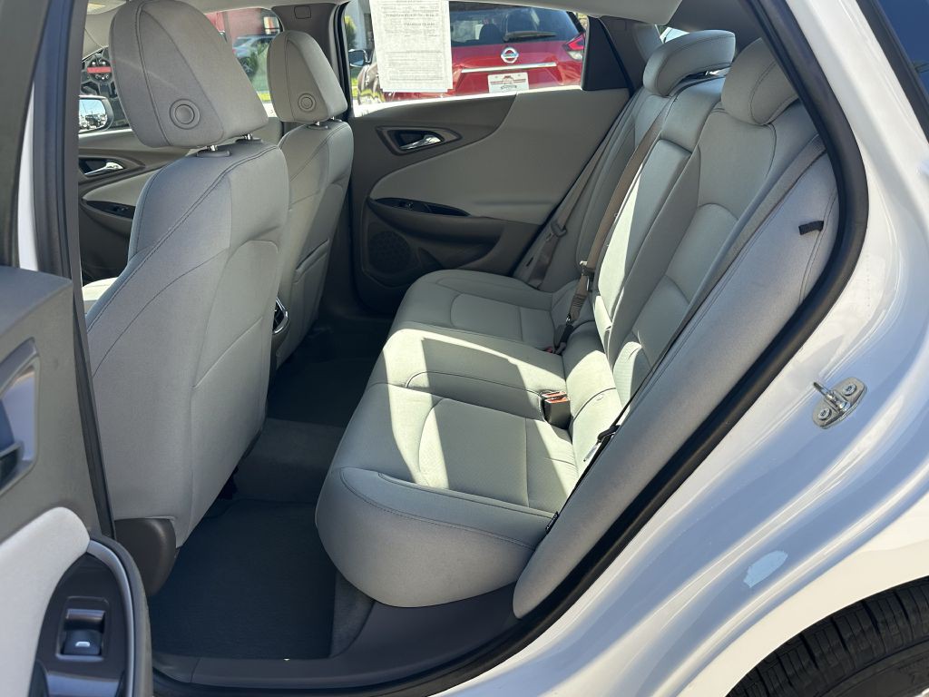2023 Chevrolet Malibu Image 10