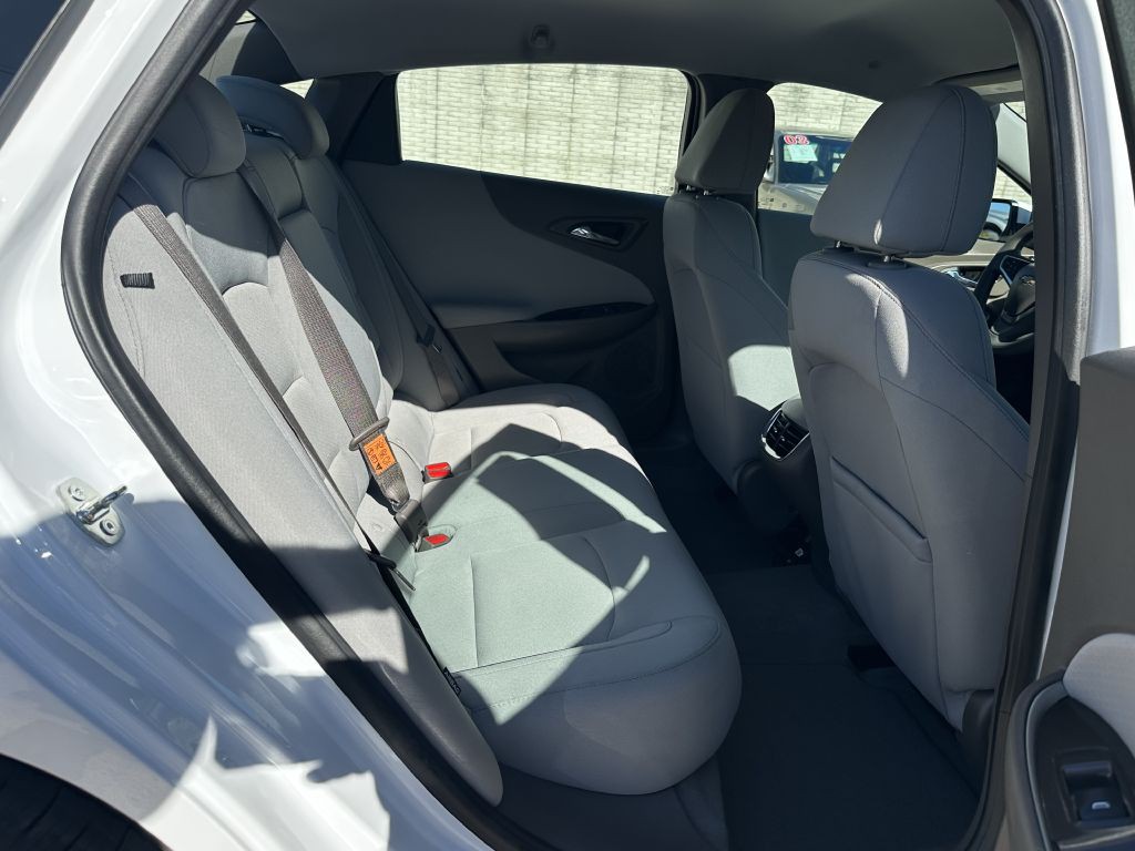 2023 Chevrolet Malibu Image 13