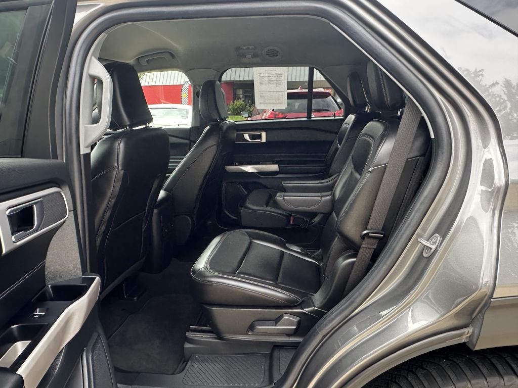 2023 Ford Explorer Image 10