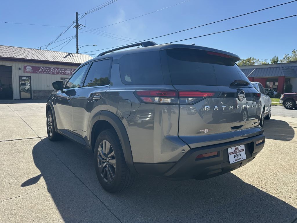 2023 Nissan Pathfinder Image 4