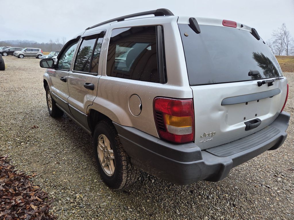2004 Jeep Grand Cherokee Image 4