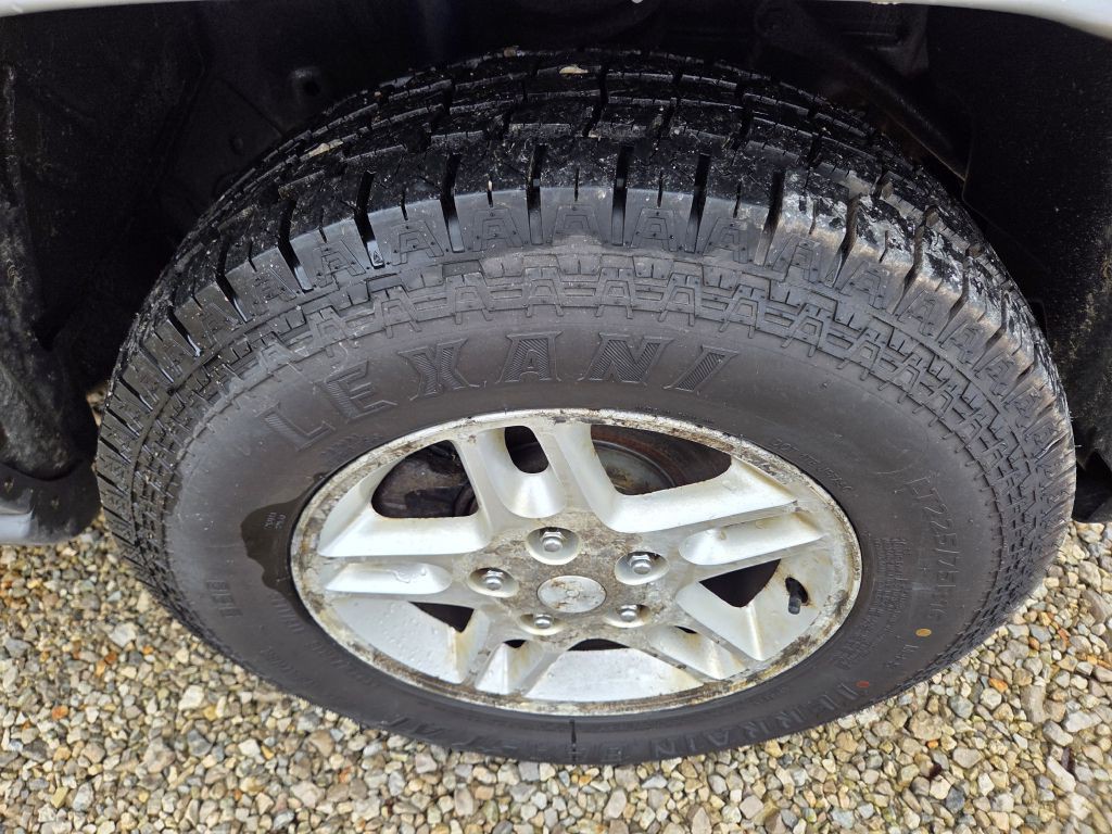 2004 Jeep Grand Cherokee Image 6