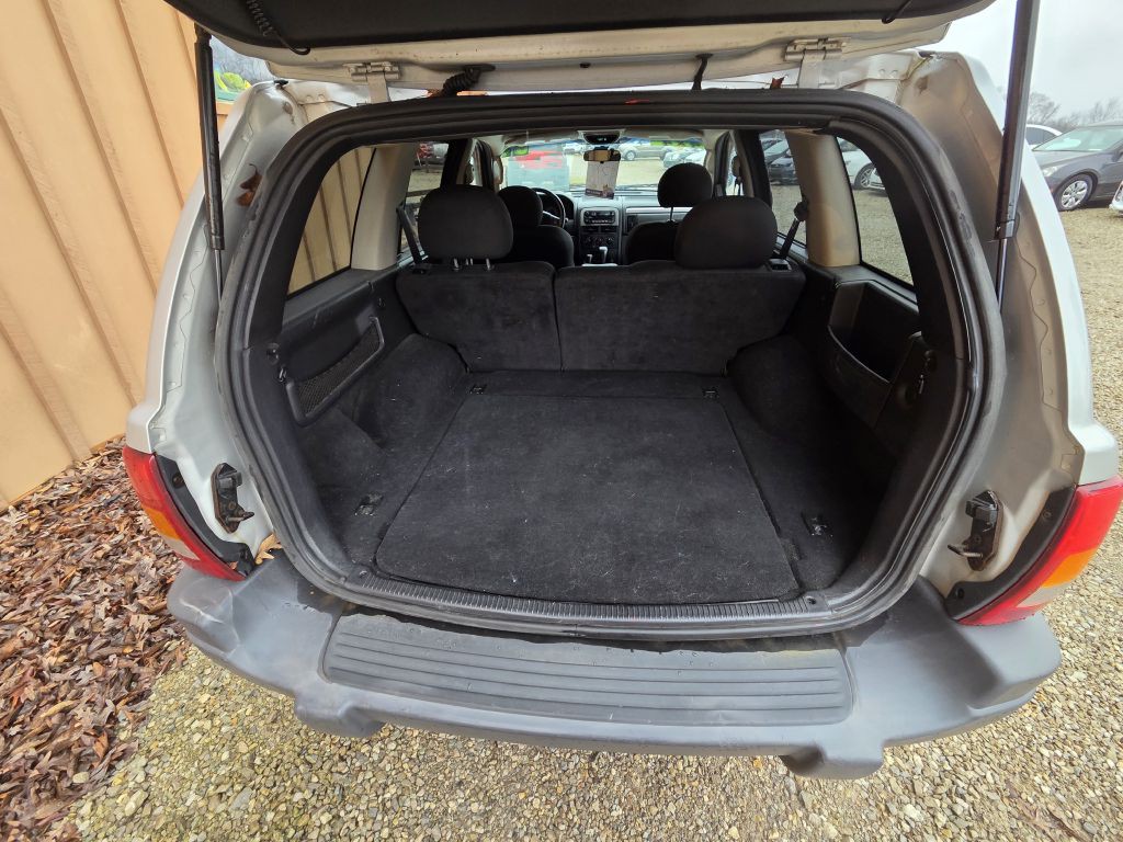 2004 Jeep Grand Cherokee Image 12