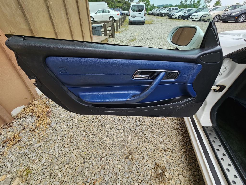 1998 Mercedes-Benz SLK-Class Image 9