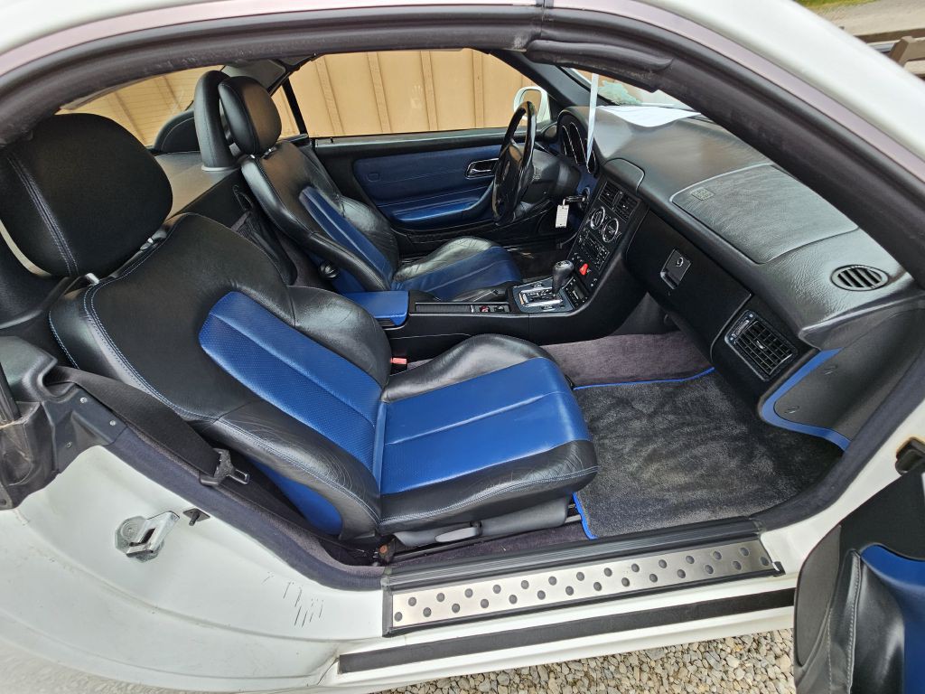 1998 Mercedes-Benz SLK-Class Image 11