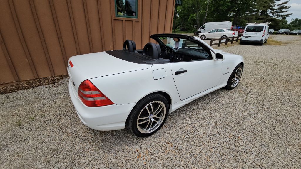 1998 Mercedes-Benz SLK-Class Image 16