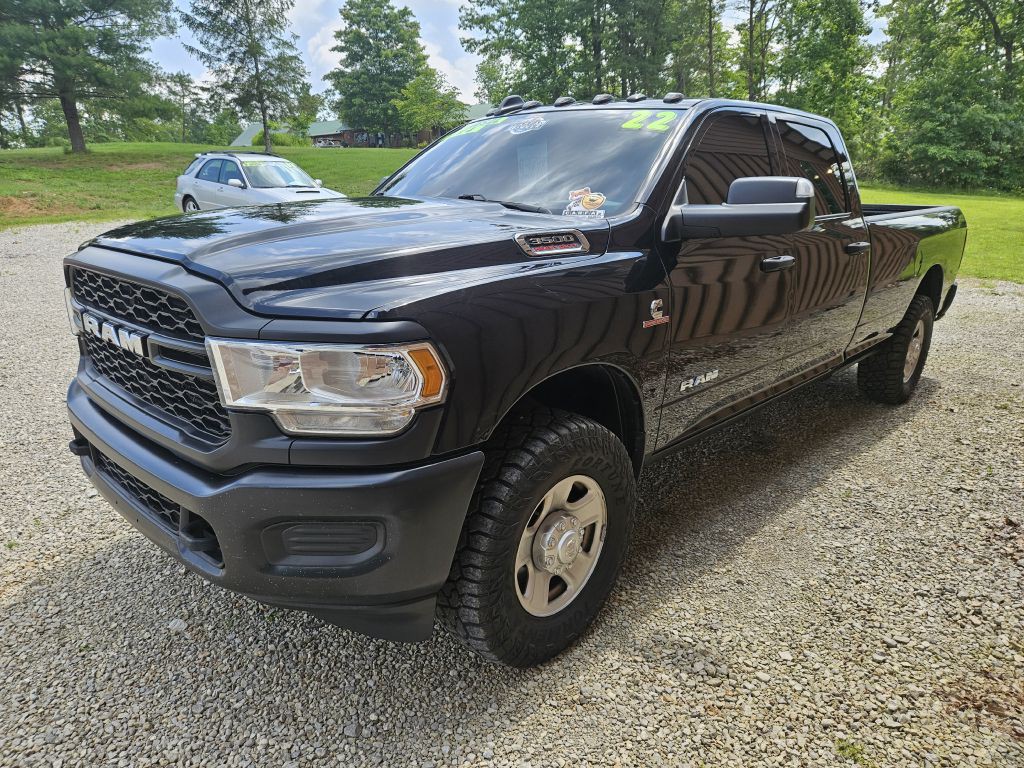 2022 RAM 3500 Image 3