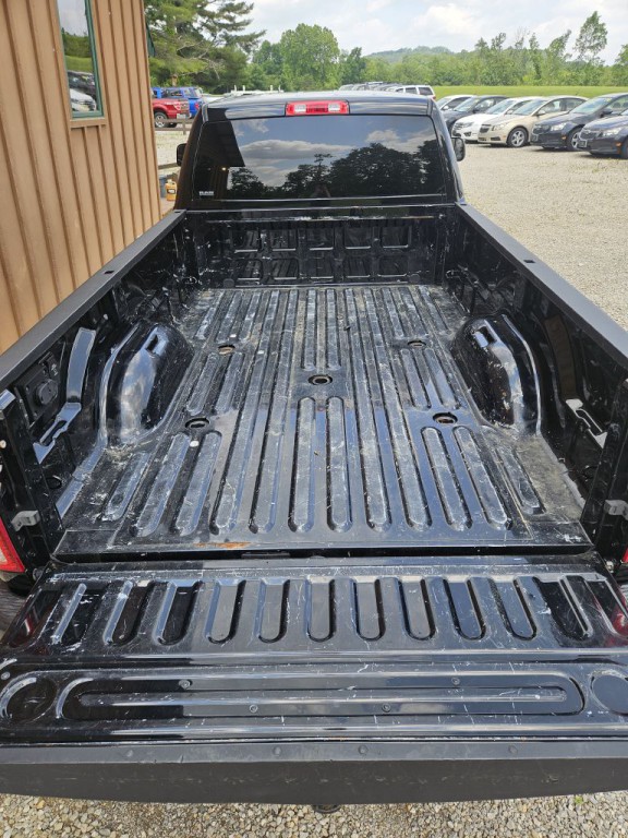 2022 RAM 3500 Image 7