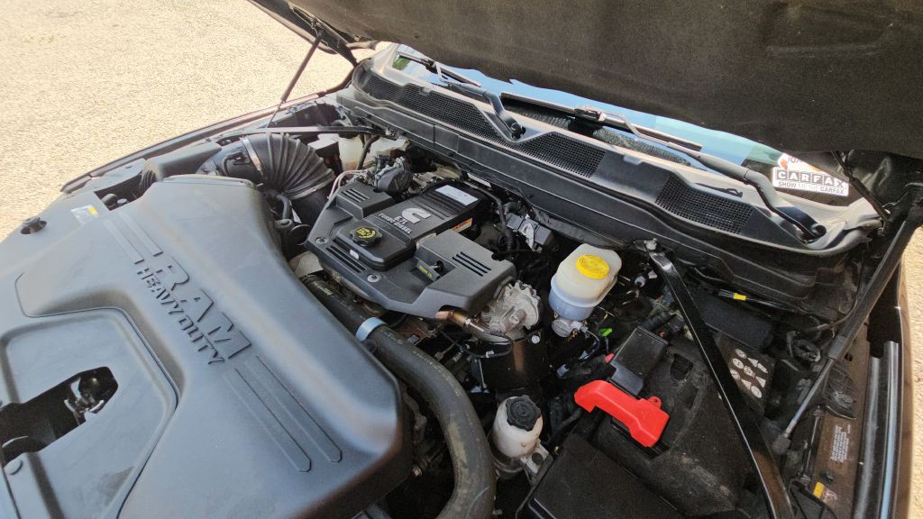 2022 RAM 3500 Image 17