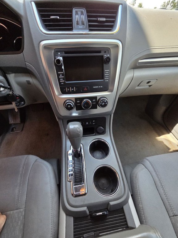 2014 GMC Acadia Image 9