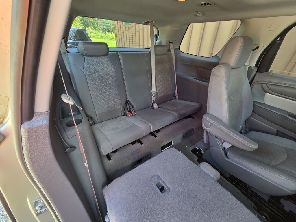 2014 GMC Acadia Image 13