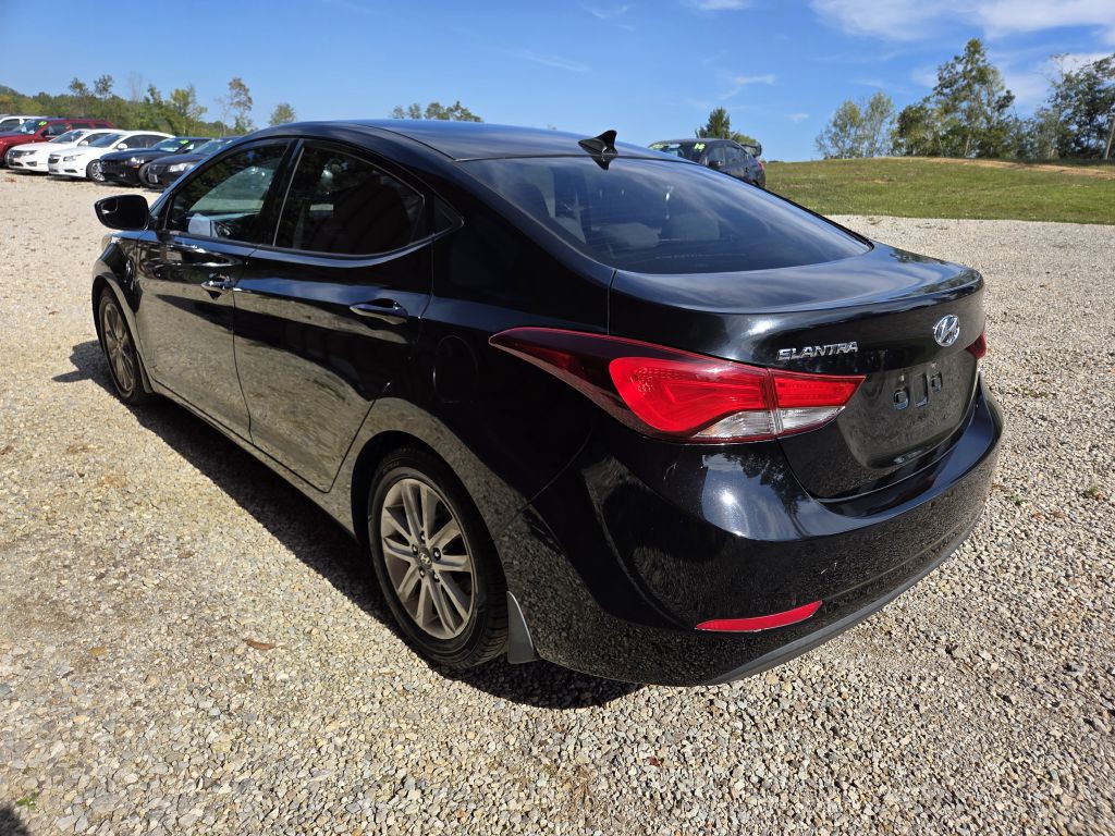 2016 Hyundai Elantra Image 4
