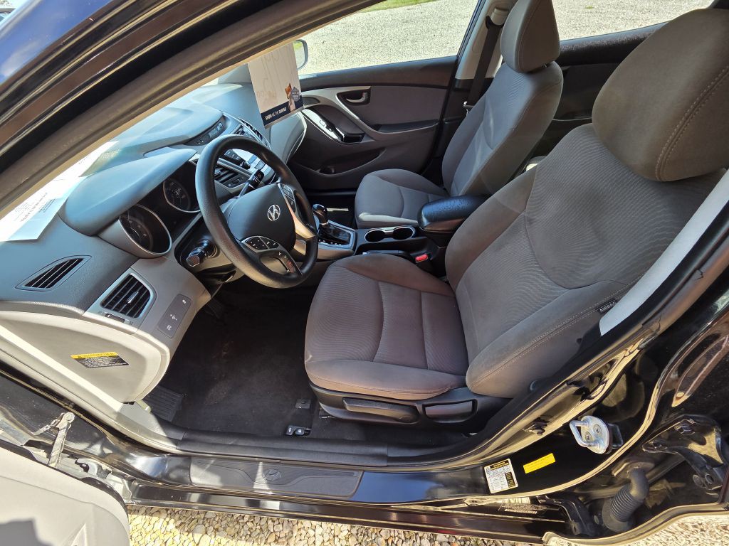 2016 Hyundai Elantra Image 7