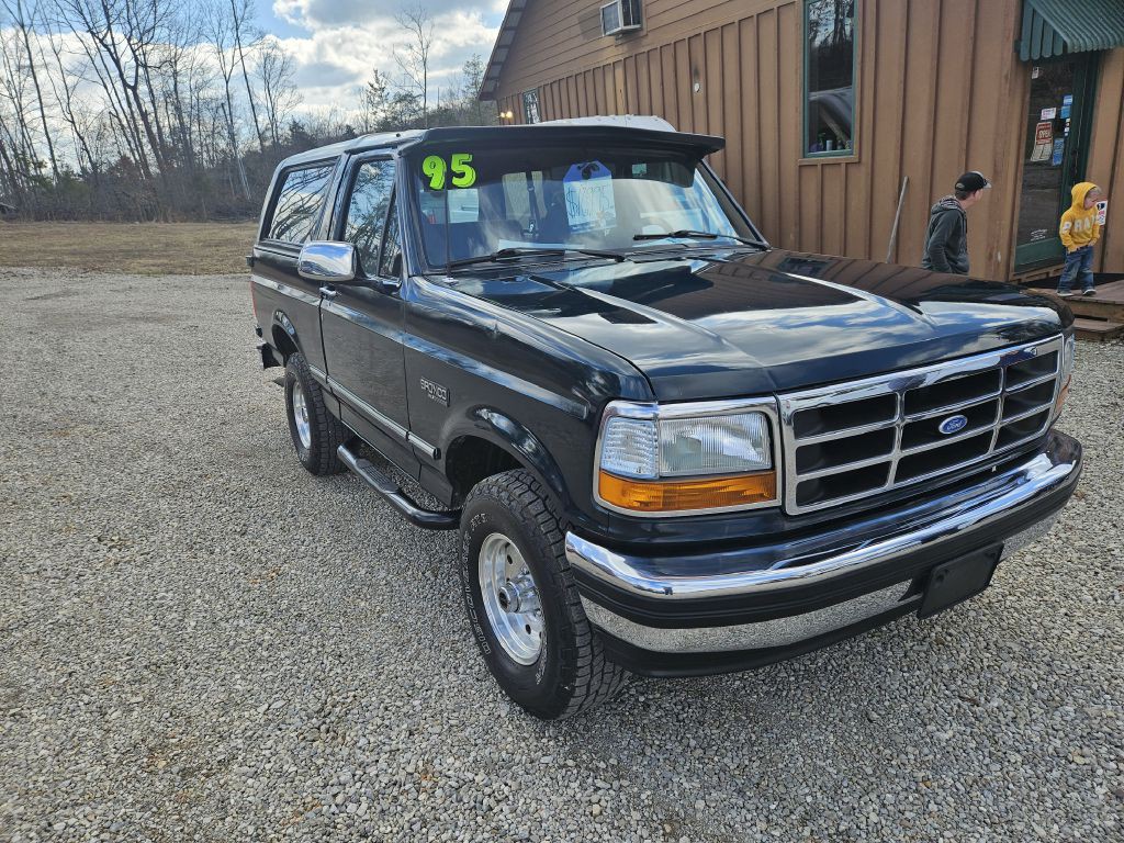 1995 Ford Bronco Image 2