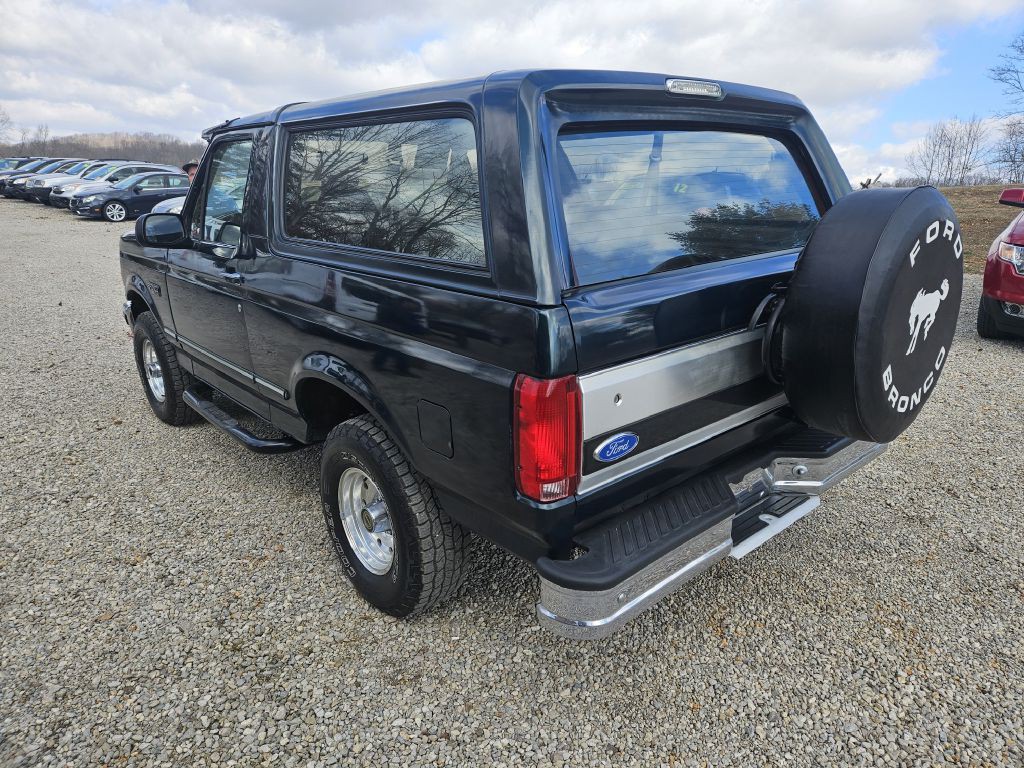 1995 Ford Bronco Image 4