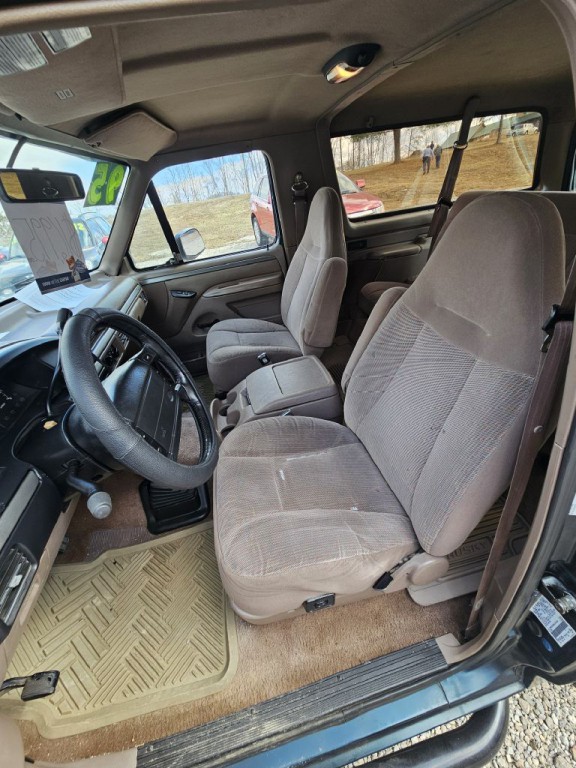 1995 Ford Bronco Image 12