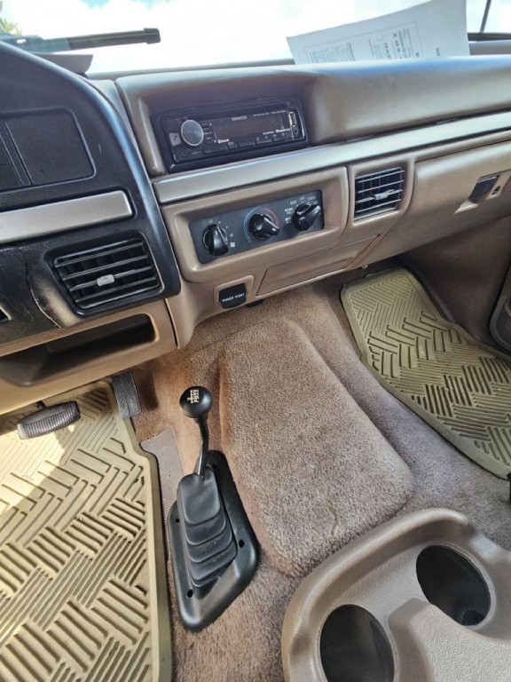 1995 Ford Bronco Image 14