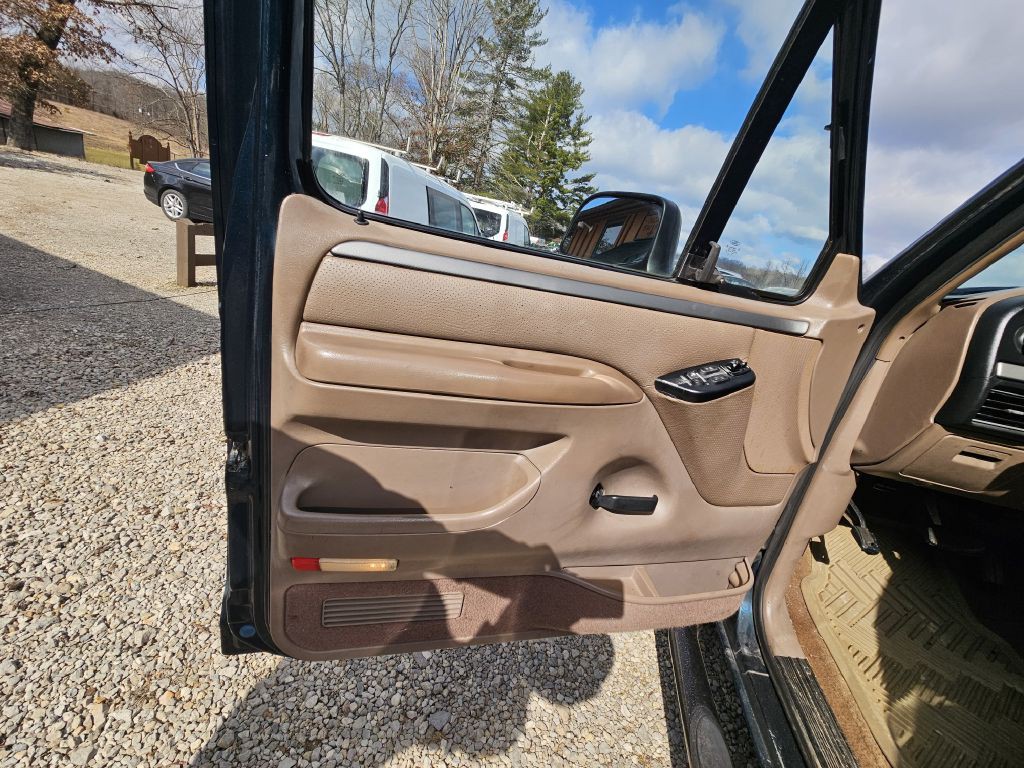 1995 Ford Bronco Image 15