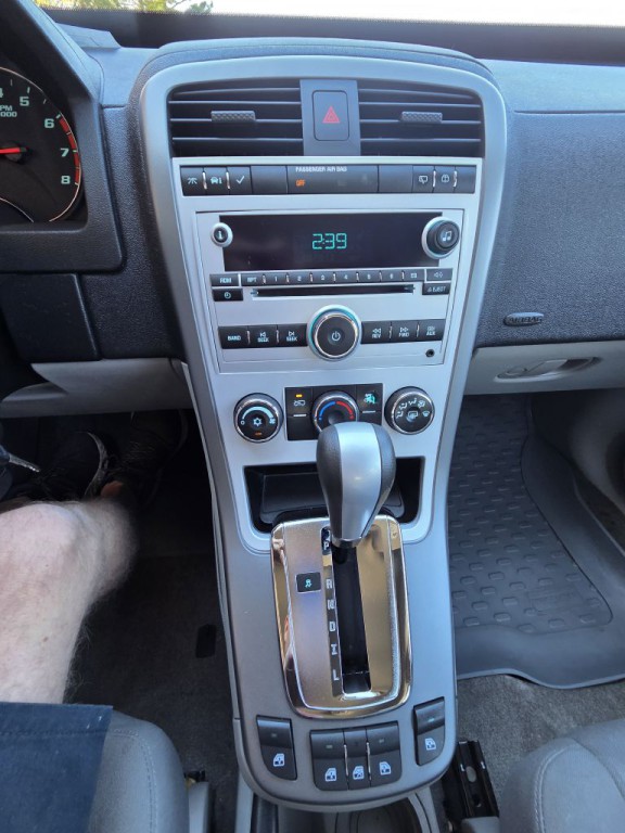 2007 Chevrolet Equinox Image 12