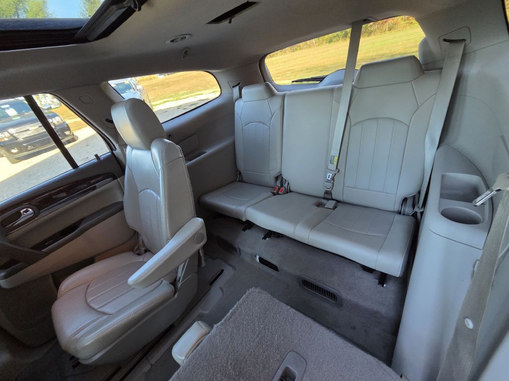 2015 Buick Enclave Image 14