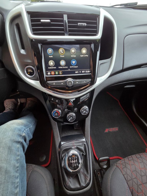 2018 Chevrolet Sonic Image 9