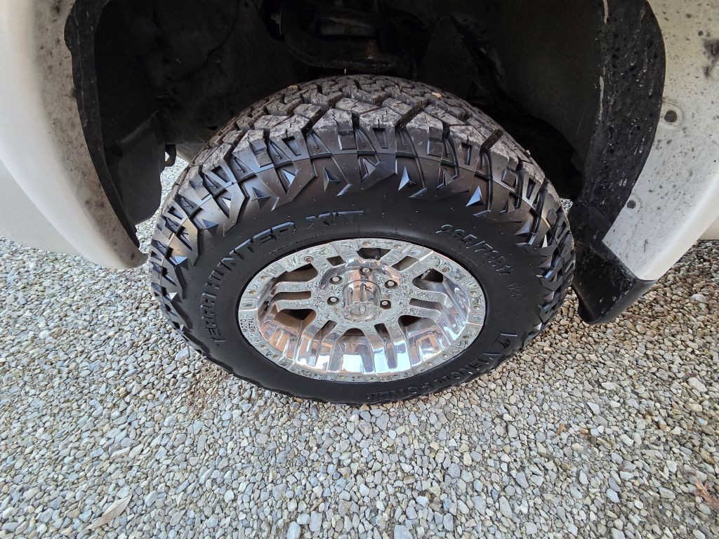 2005 Toyota Tundra Image 9