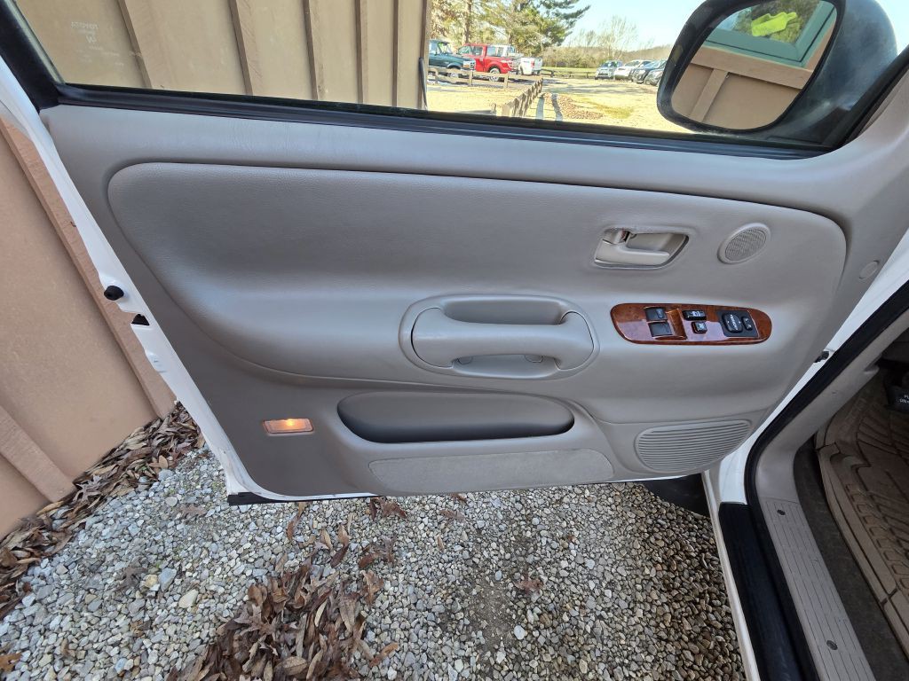 2005 Toyota Tundra Image 13