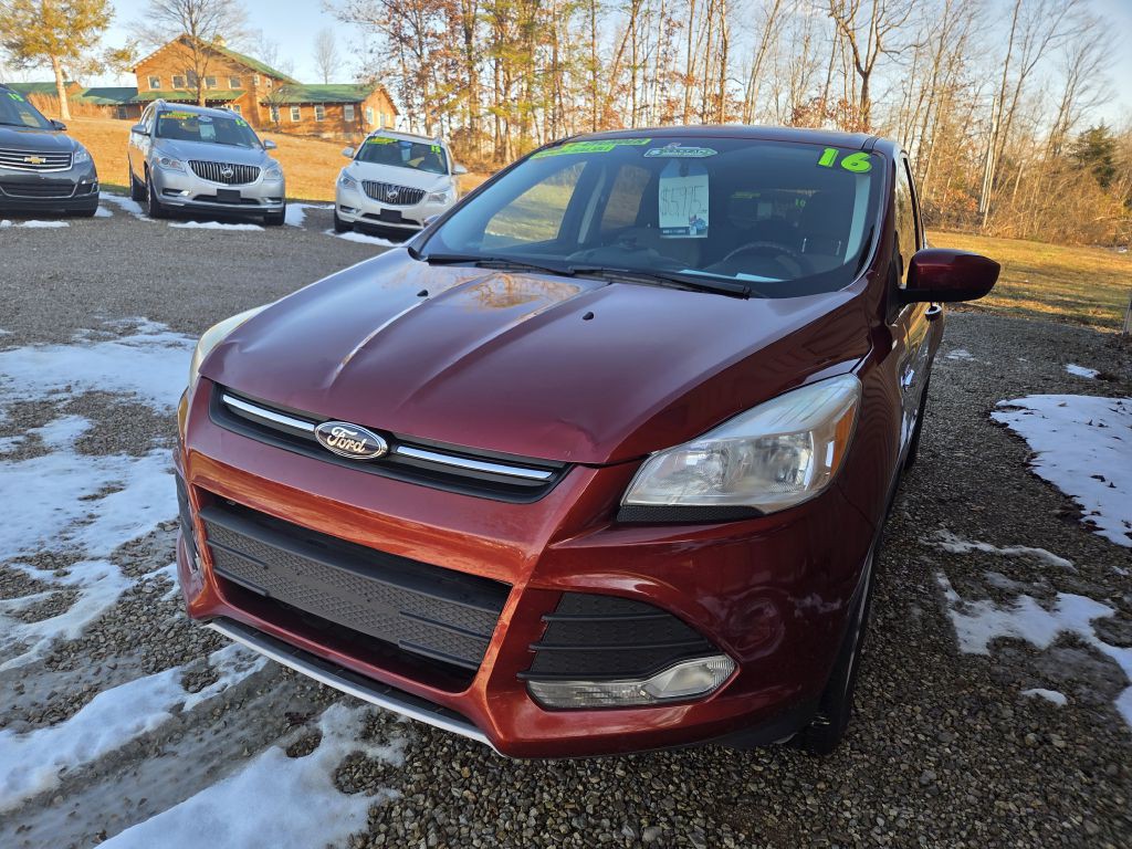 2016 Ford Escape Image 2