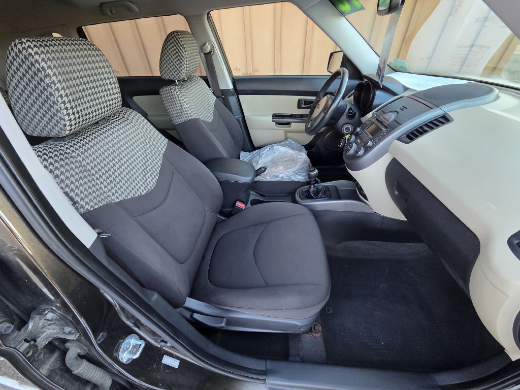 2010 Kia Soul Image 13