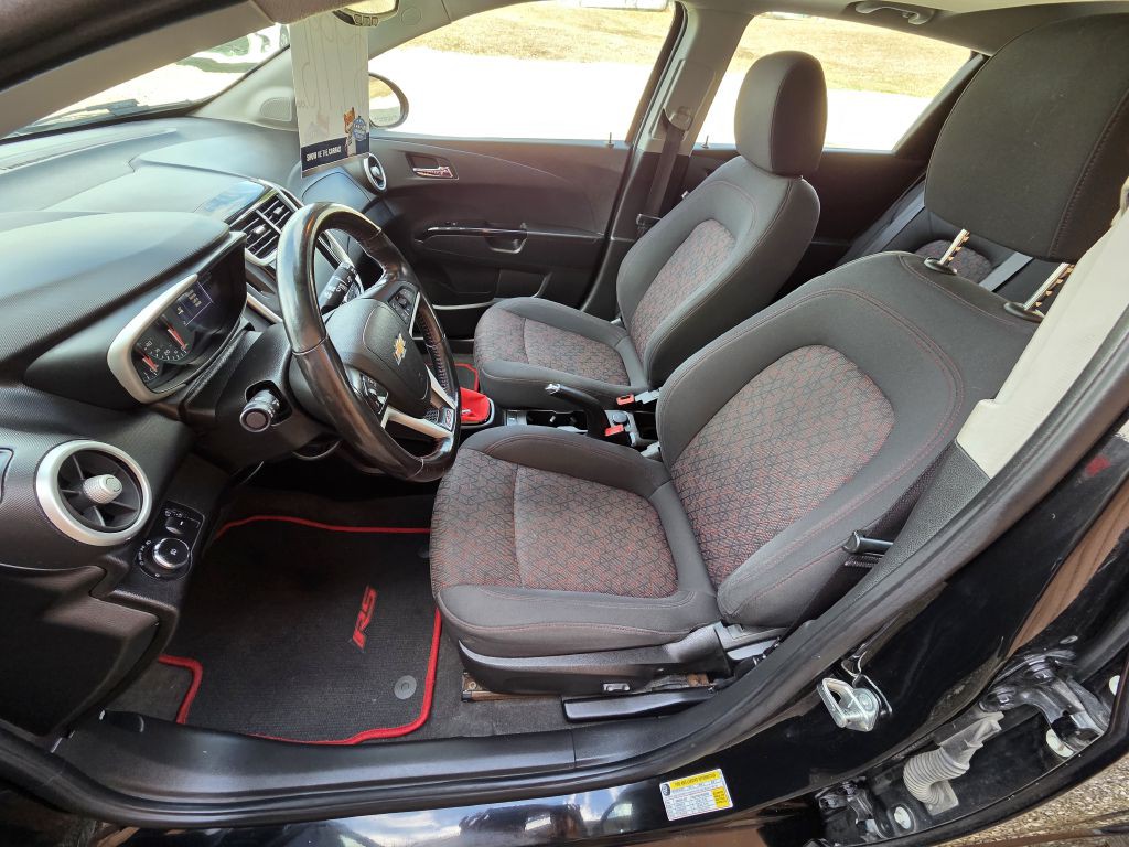 2017 Chevrolet Sonic Image 7