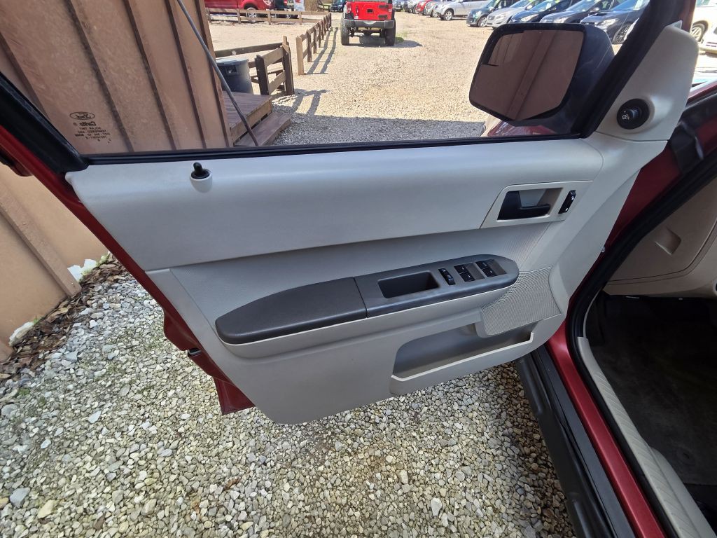 2012 Ford Escape Image 13