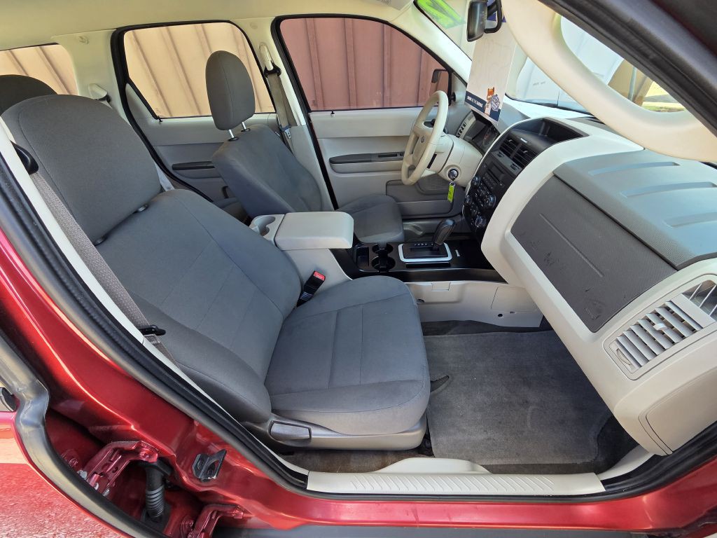 2012 Ford Escape Image 16