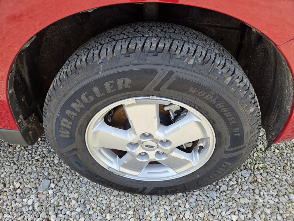 2011 Ford Escape Image 6