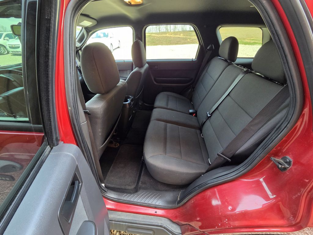2011 Ford Escape Image 10