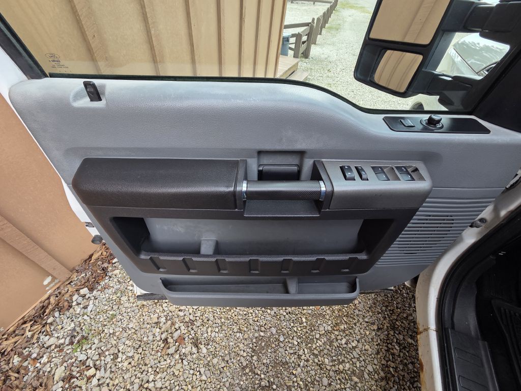 2012 Ford F-250 Image 14
