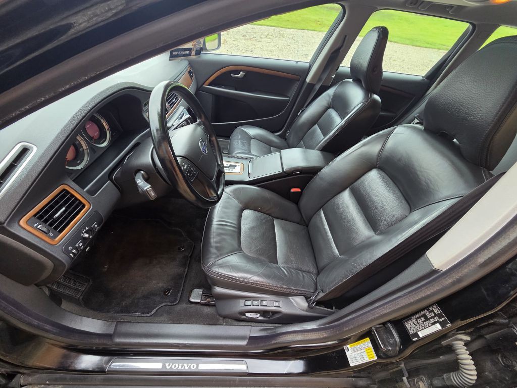 2010 Volvo XC70 Image 7