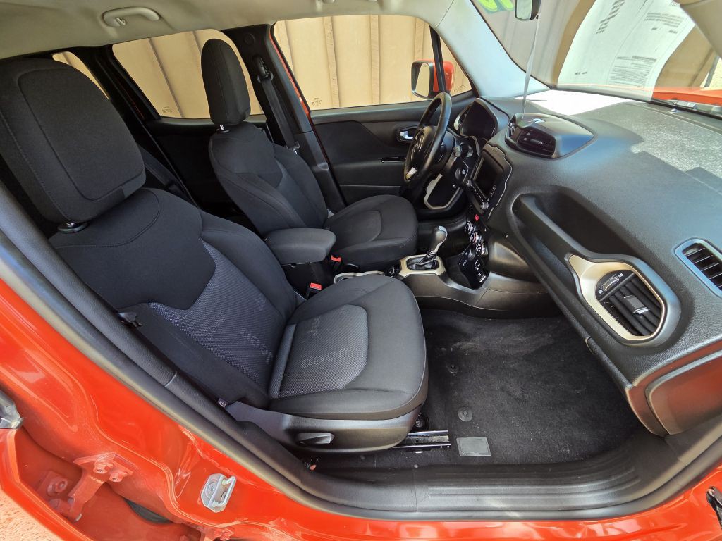 2016 Jeep Renegade Image 14