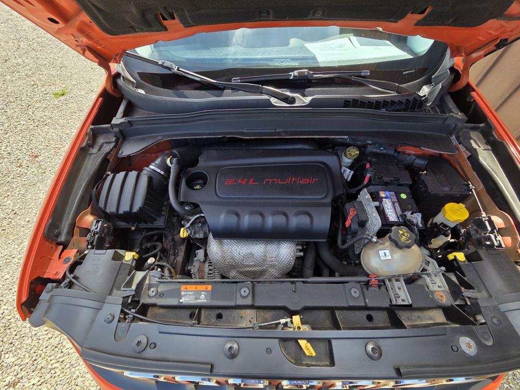 2016 Jeep Renegade Image 15