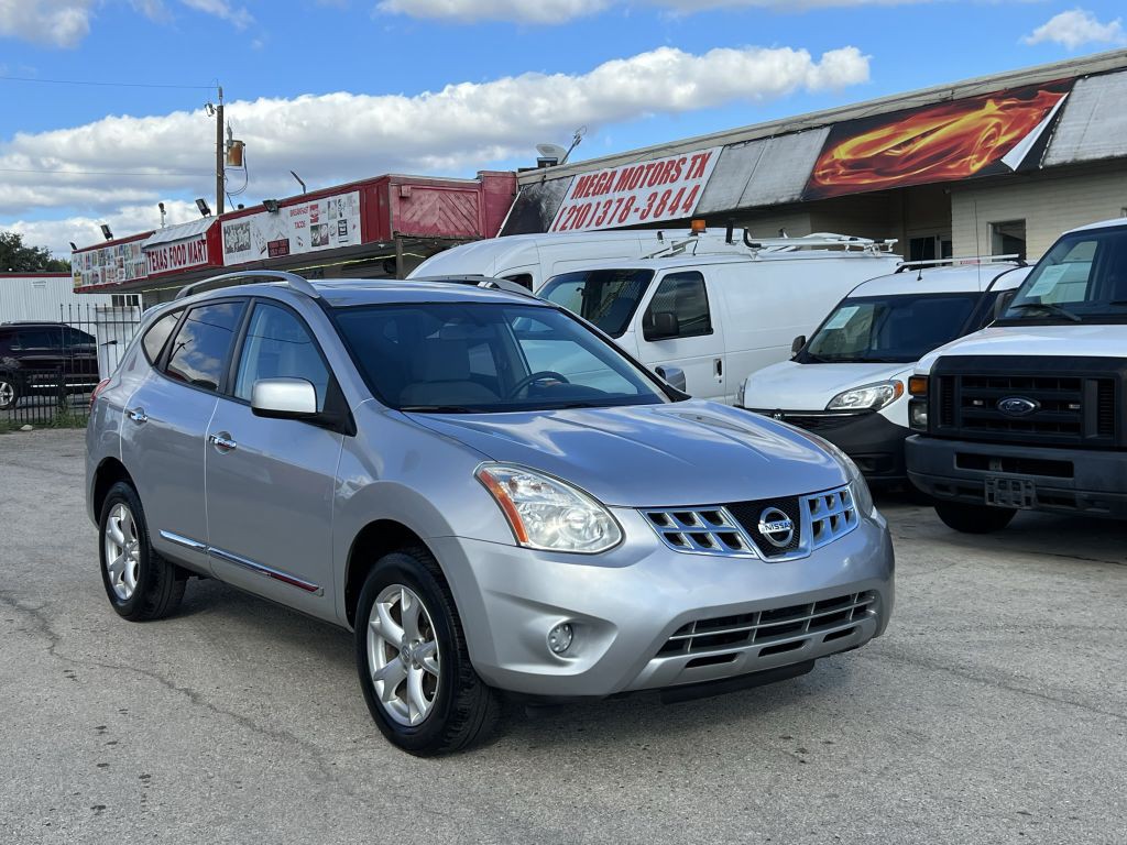 2011 Nissan Rogue Image 4