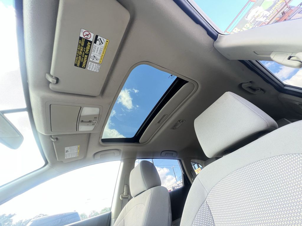 2011 Nissan Rogue Image 12