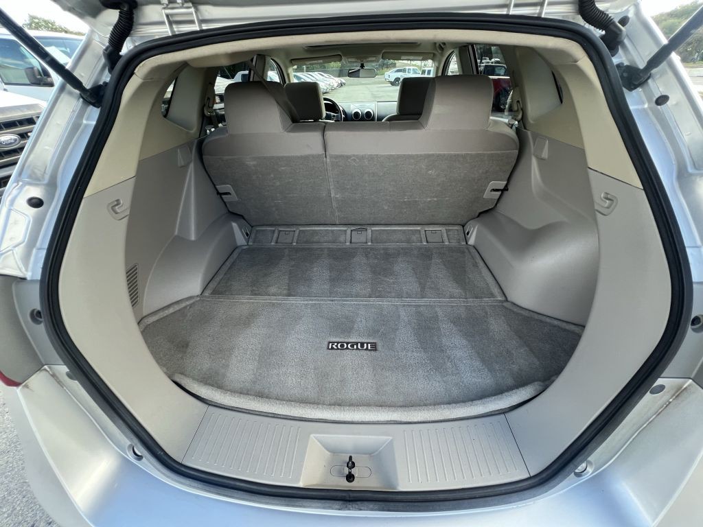 2011 Nissan Rogue Image 15
