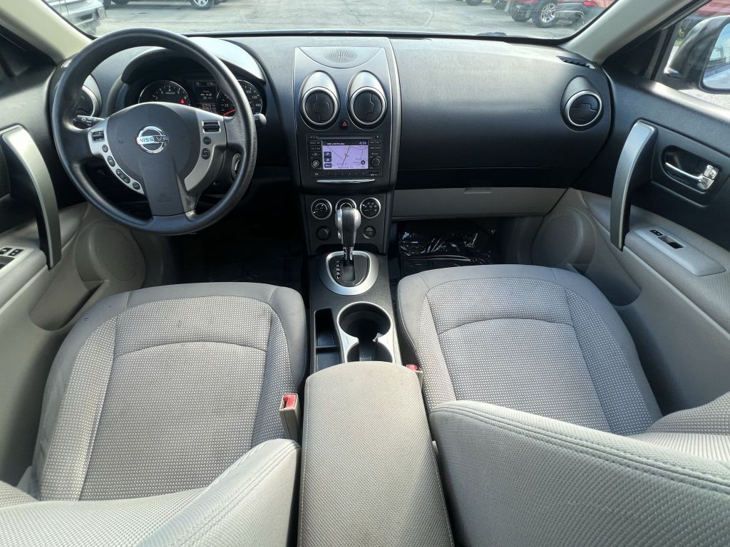 2011 Nissan Rogue Image 16