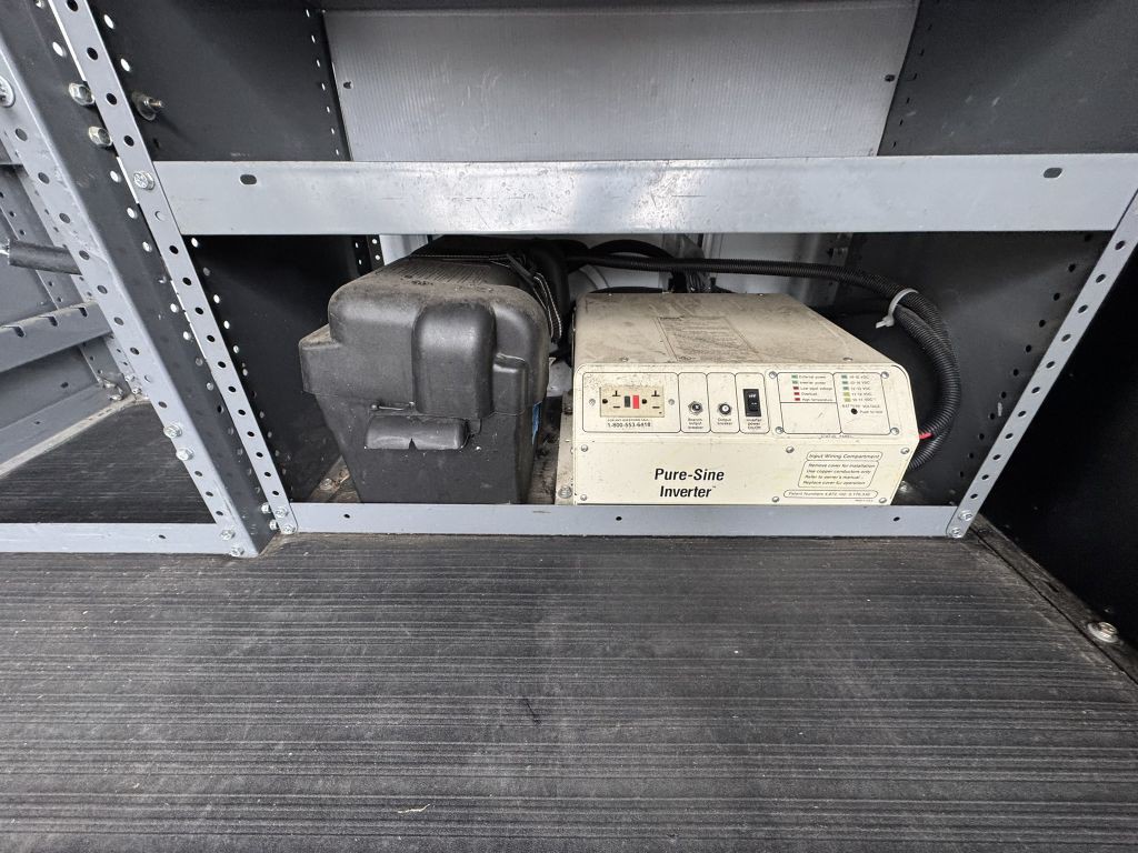 2007 GMC Savana Image 11