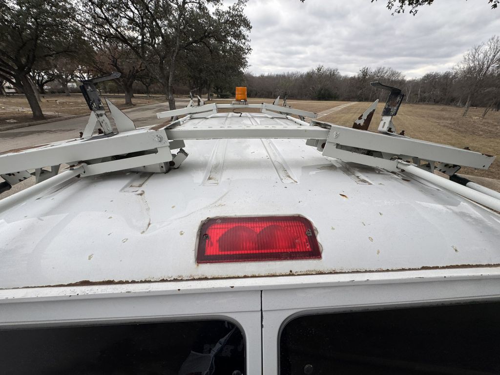 2007 Ford Econoline Image 14