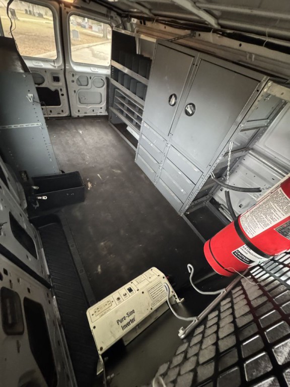 2007 Ford Econoline Image 23