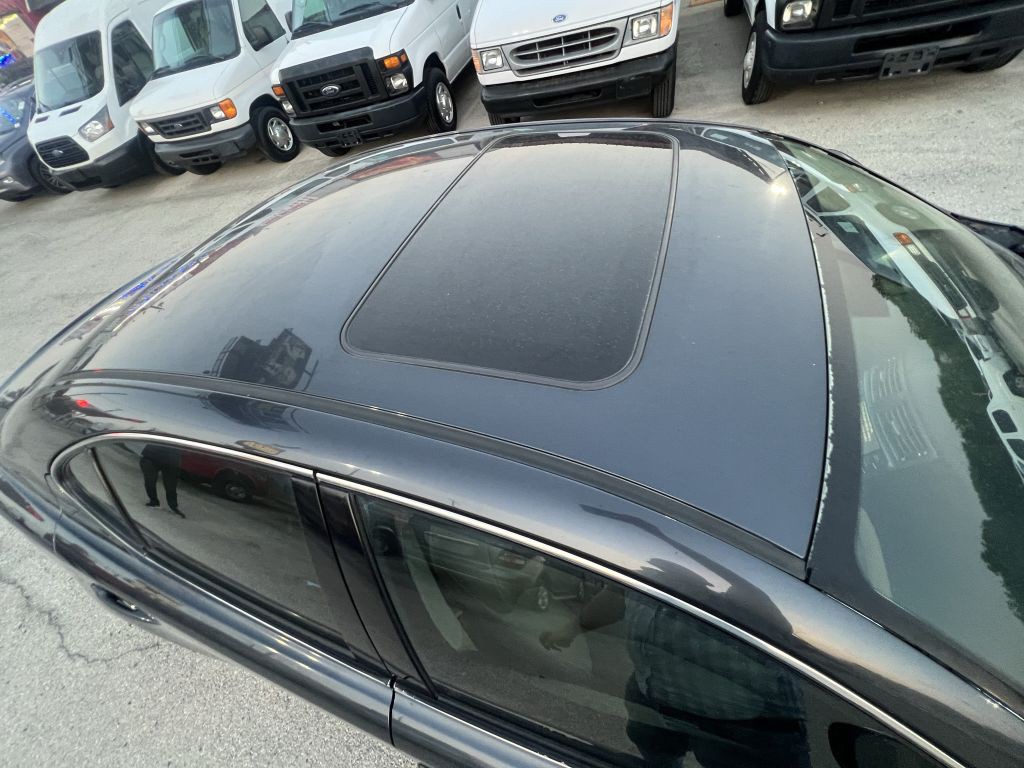 2006 Lexus IS Image 12