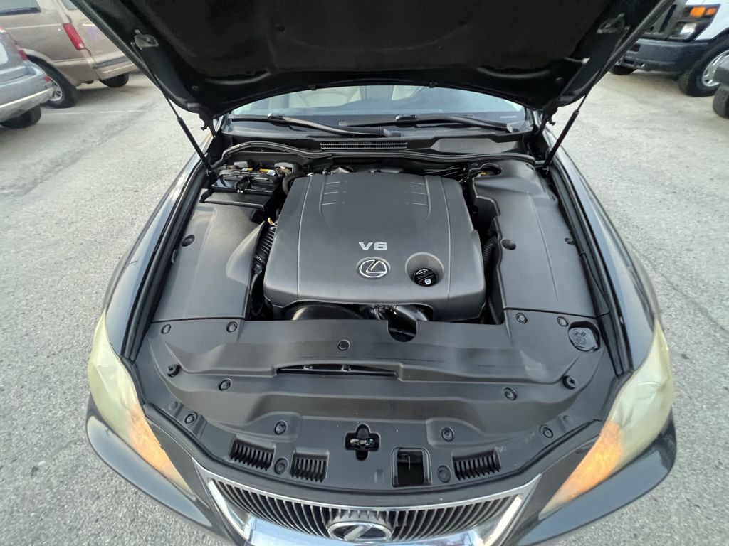 2006 Lexus IS Image 22