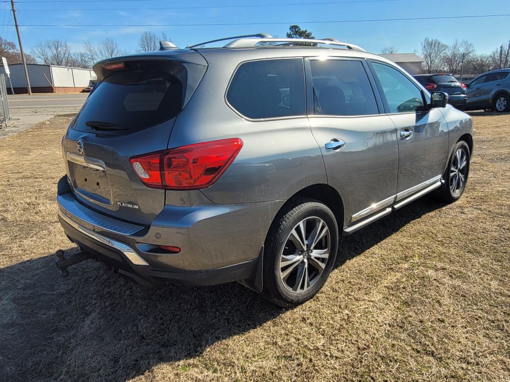 2020 Nissan Pathfinder Image 2